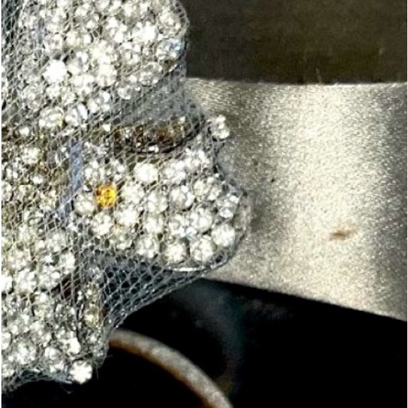 Badgley Mischka silver flower heels - Picture 6 of 10